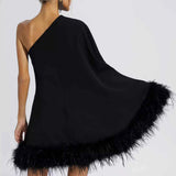 Vestido Curto One Shoulder com Plumas – Nuage - VIEUX OFICIAL