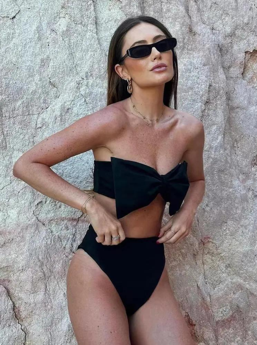 Conjunto Feminino de Biquíni Tomara que Caia com Top Faixa de Maxi Laço e Calcinha Cintura Alta – Ribault - VIEUX OFICIAL