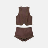 Conjunto Feminino de Suede com Colete e Shorts de Tachas Estilo Western – Victoire