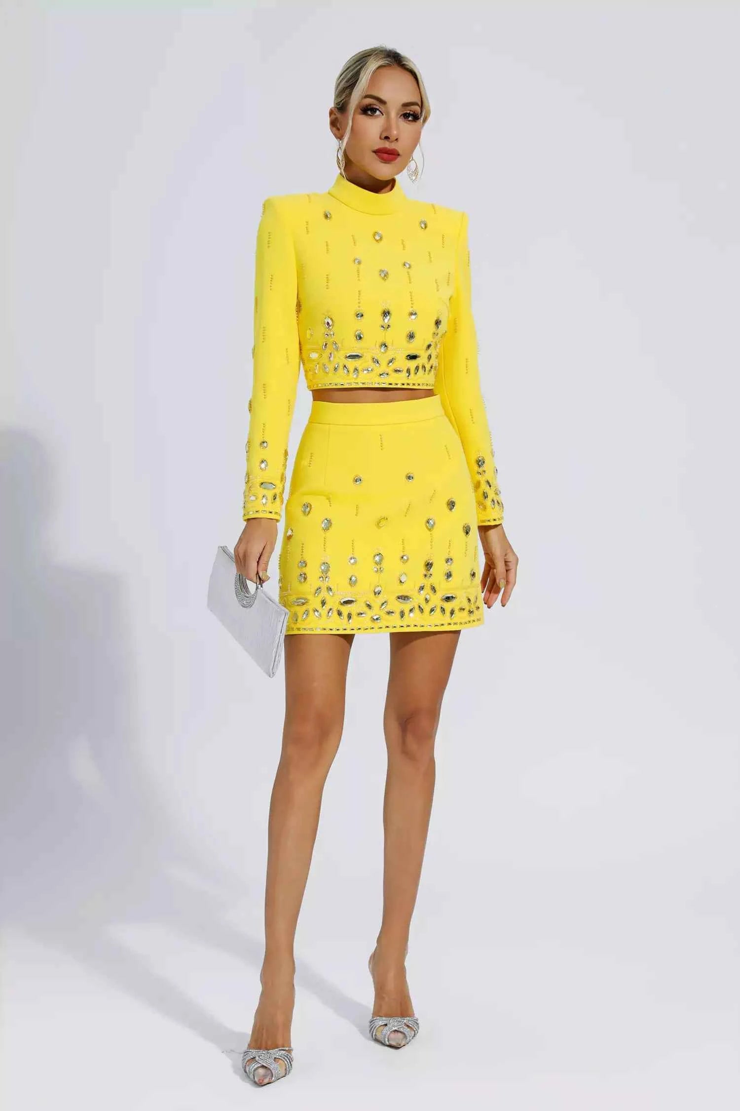 Conjunto com Pedrarias em Cristal e Cropped de Manga Longa – Cecelia VIEUX OFICIAL