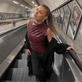 Top Assimétrico de Couro com Gola Alta – Lipstick - VIEUX OFICIAL