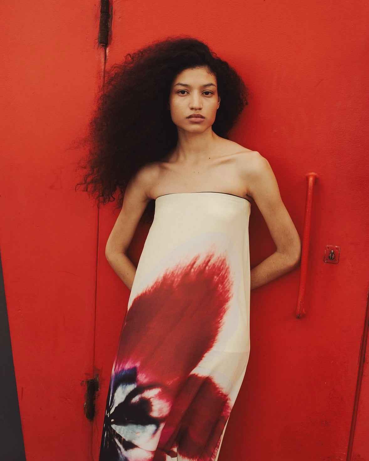 Vestido Longo Estampado Tomara que Caia em Seda com Caimento Fluido – Belleville VIEUX OFICIAL