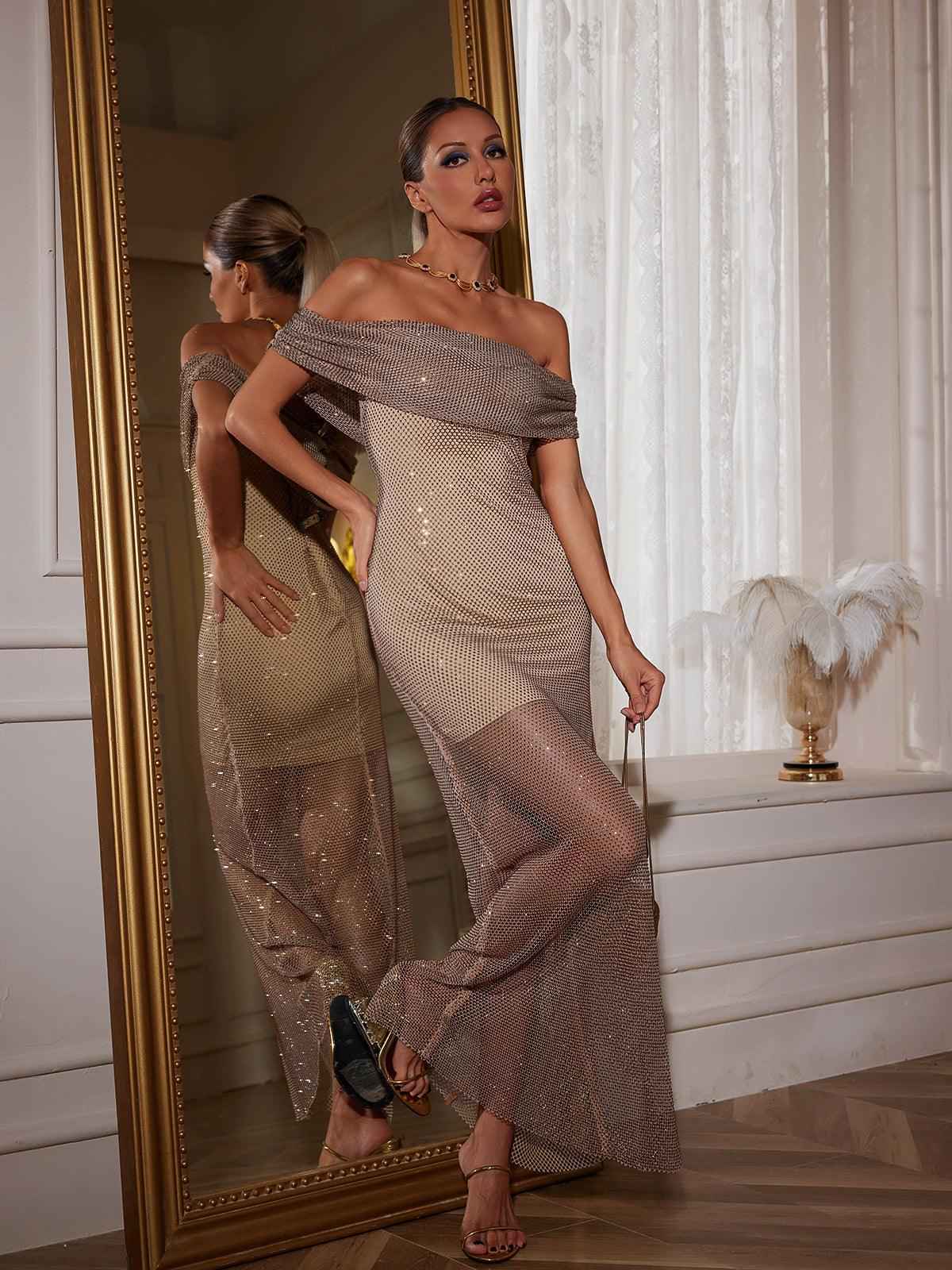 Vestido Longo Nude Ombro a Ombro com Tela de Cristais e Transparência Sofisticada – Blanchet - VIEUX OFICIAL