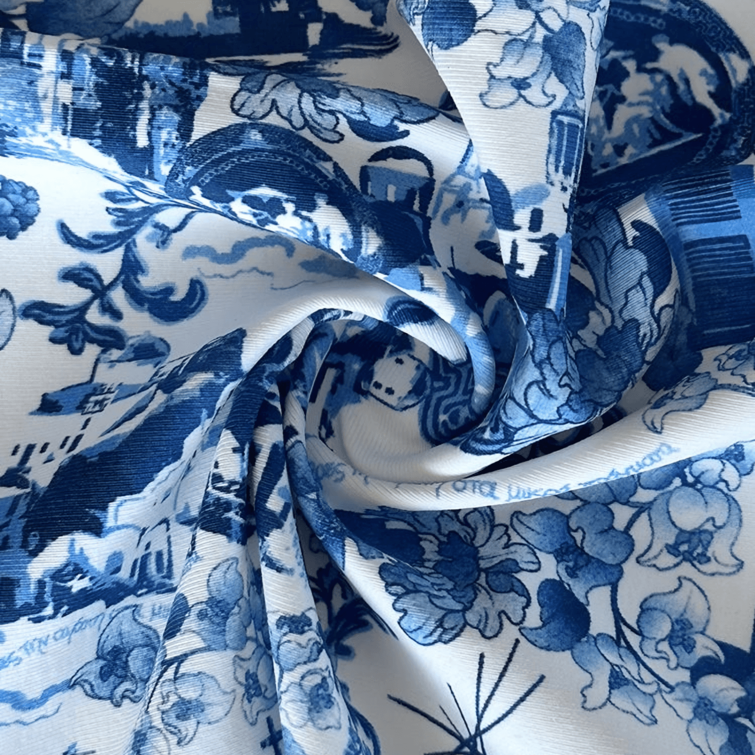 Biquíni Cortininha Azul Estampa Porcelana com Calcinha Fio Dental – Maree Bleue - VIEUX OFICIAL