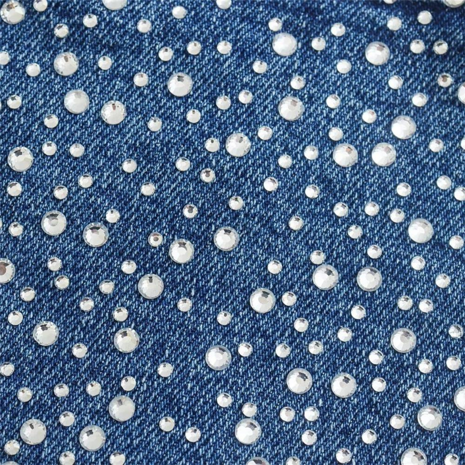 Top Cropped de Jeans com Alças Finas e Aplicações de Strass – Lumière VIEUX OFICIAL