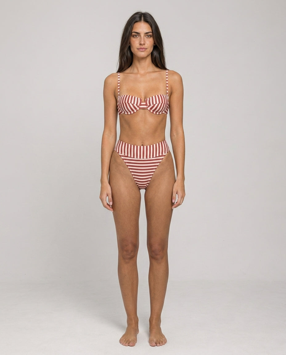 Biquíni feminino Aubeline listrado vermelho e off-white – vista frontal