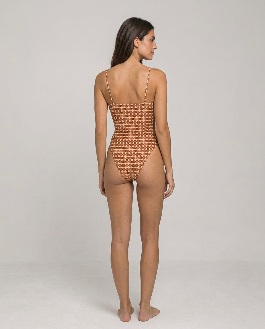 Body feminino Hermine estampado geométrico em bege, marrom e bordô – vista posterior