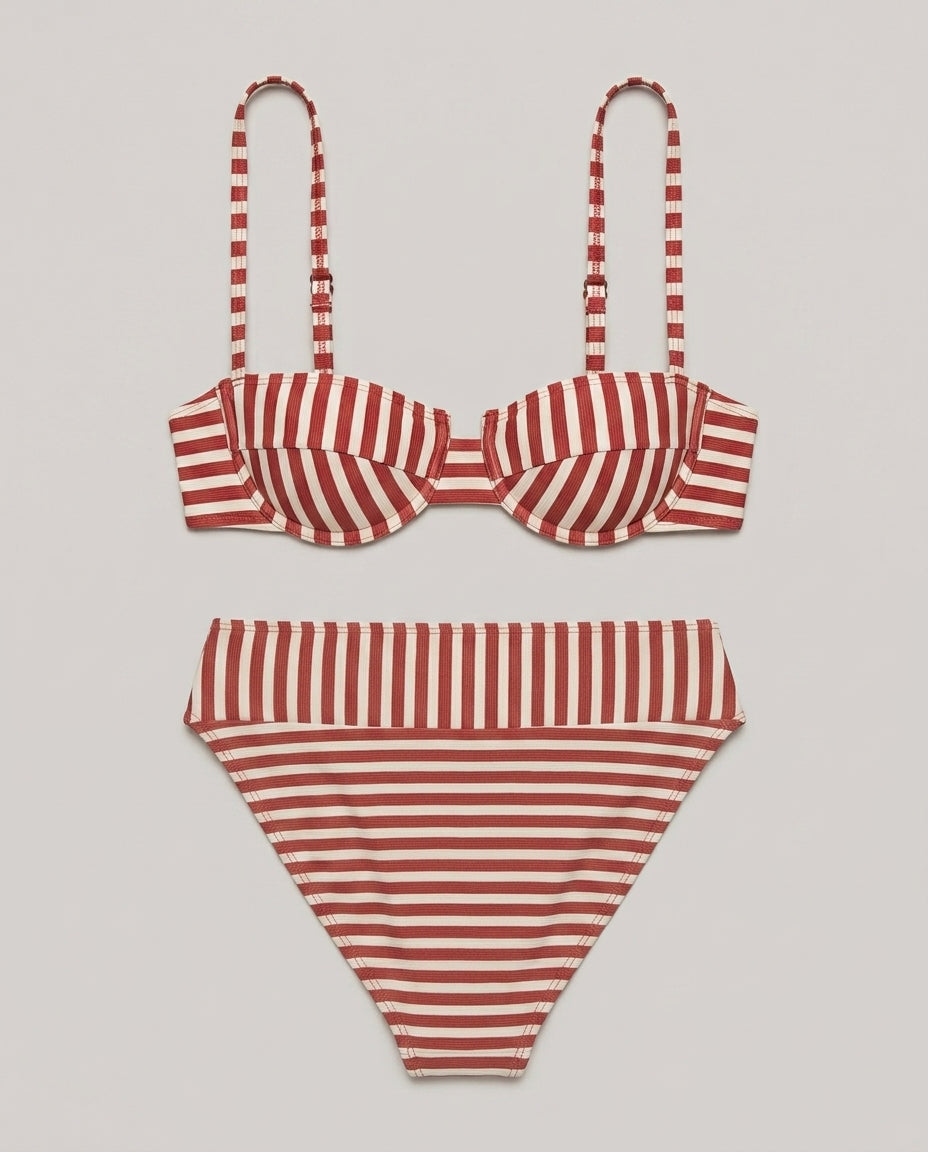 Biquíni feminino Aubeline listrado vermelho e off-white – flat lay técnico