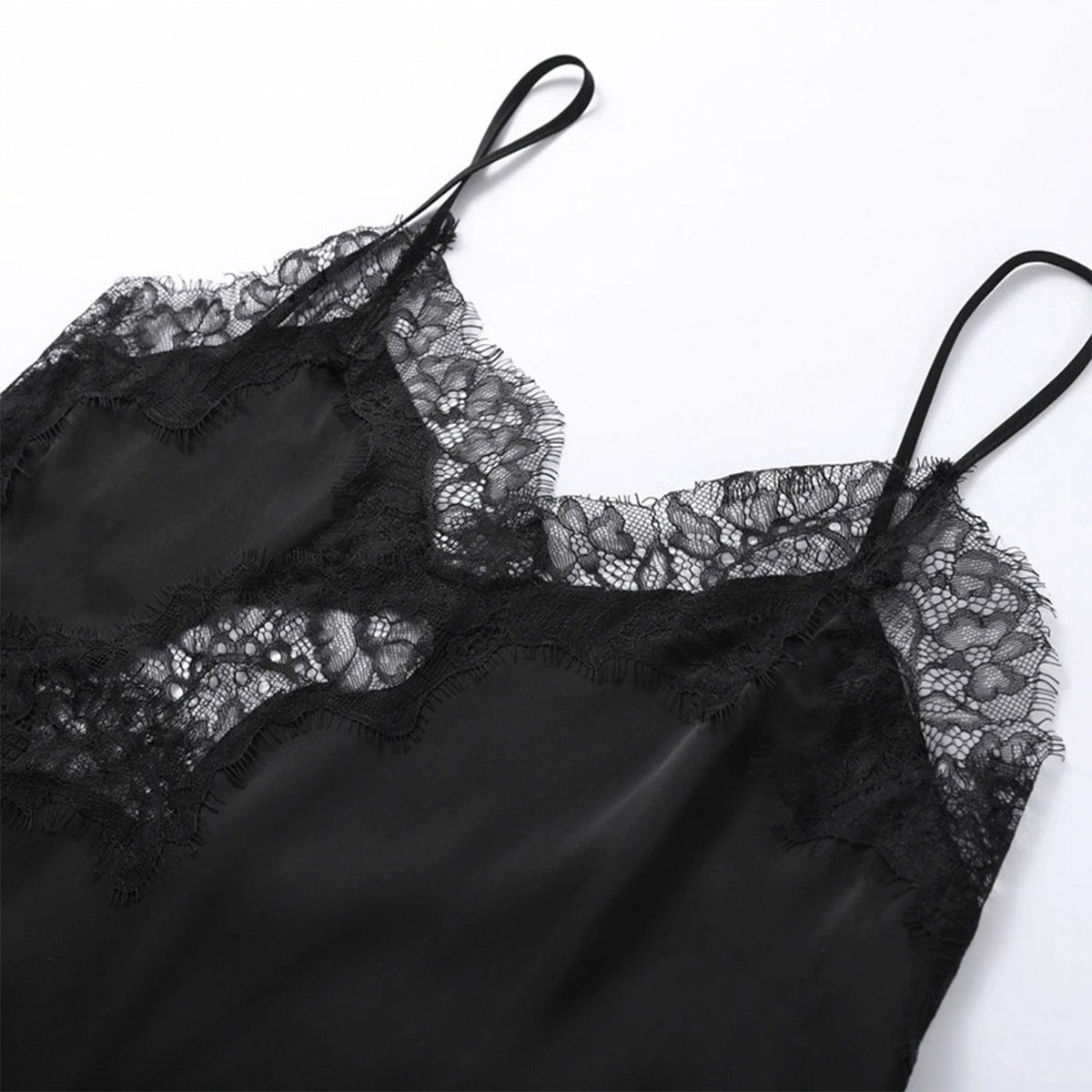 Blusa Feminina Regata Acetinada com Renda e Barra Assimétrica – Amélie VIEUX OFICIAL