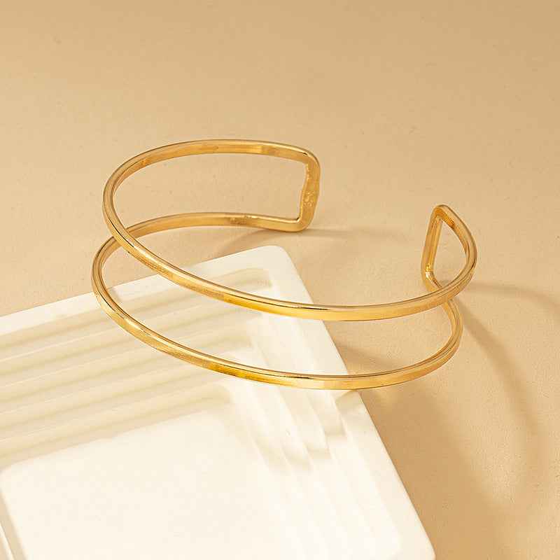 Bracelete de Braço Feminino Dourado Fino com Design Duplo – Luce