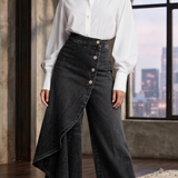 Calça Jeans Pantalona Feminina com Sobressaia Assimétrica e Botões – Romy - VIEUX OFICIAL