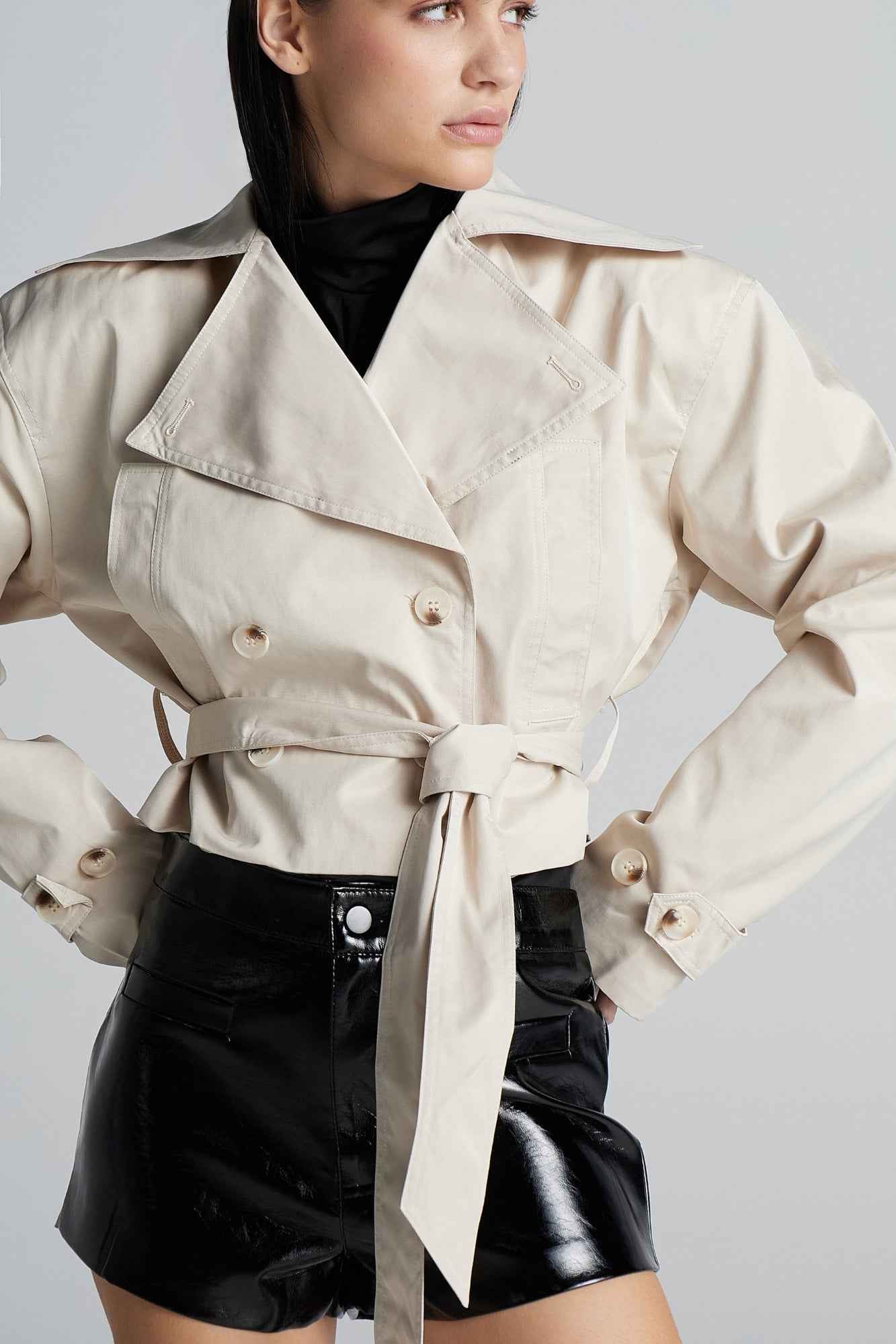 Casaco Feminino Cropped Estilo Trench Coat com Amarração – Antonella