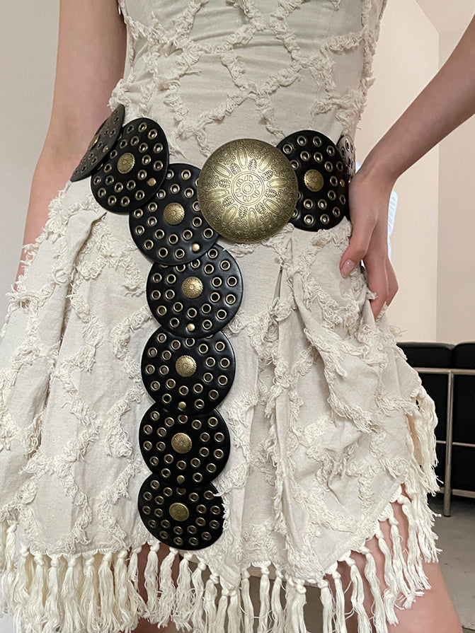 Cinto feminino com ilhoses metálicos e design vazado Oráculo VIEUX OFICIAL