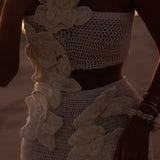 Conjunto Feminino de Crochê com Top Tomara que Caia e Minissaia com Flores 3D – Roch