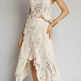 Conjunto Feminino de Renda com Cropped Vazado e Saia Assimétrica – Raymond - VIEUX OFICIAL