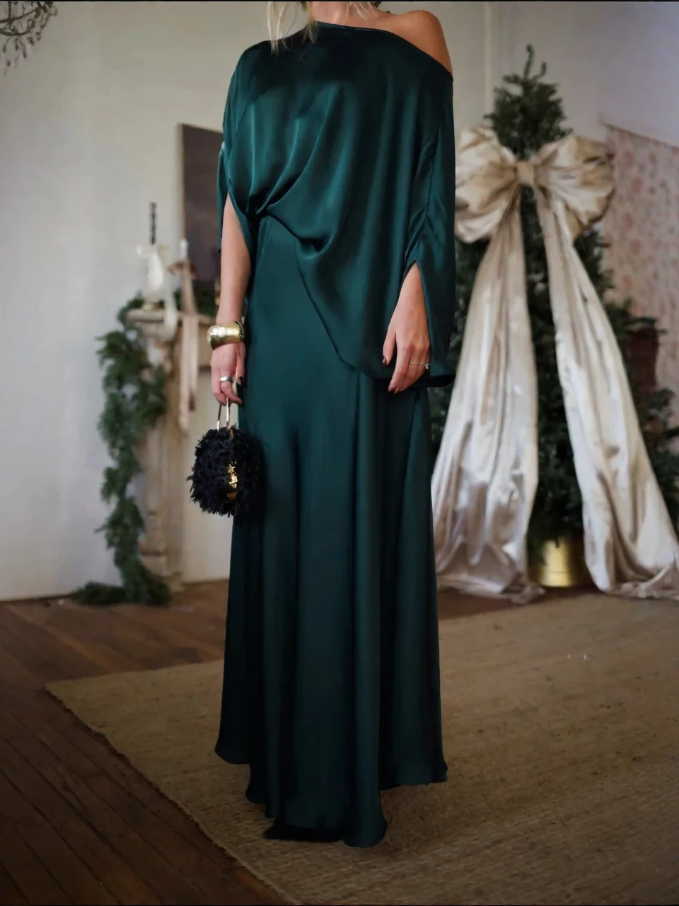 Conjunto feminino de blusa e saia longa acetinada verde de festa Chiami VIEUX OFICIAL