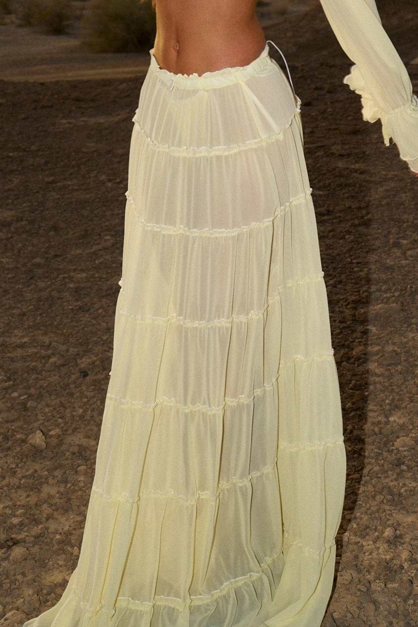 Conjunto Boho Chic Transparente Amarelo Manteiga – Top Ombro a Ombro e Saia Longa Aura VIEUX OFICIAL