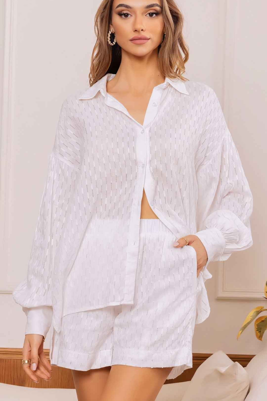 Conjunto Conjunto Feminino de Camisa Oversized e Shorts com Textura Acetinada – Calogero - VIEUX OFICIAL