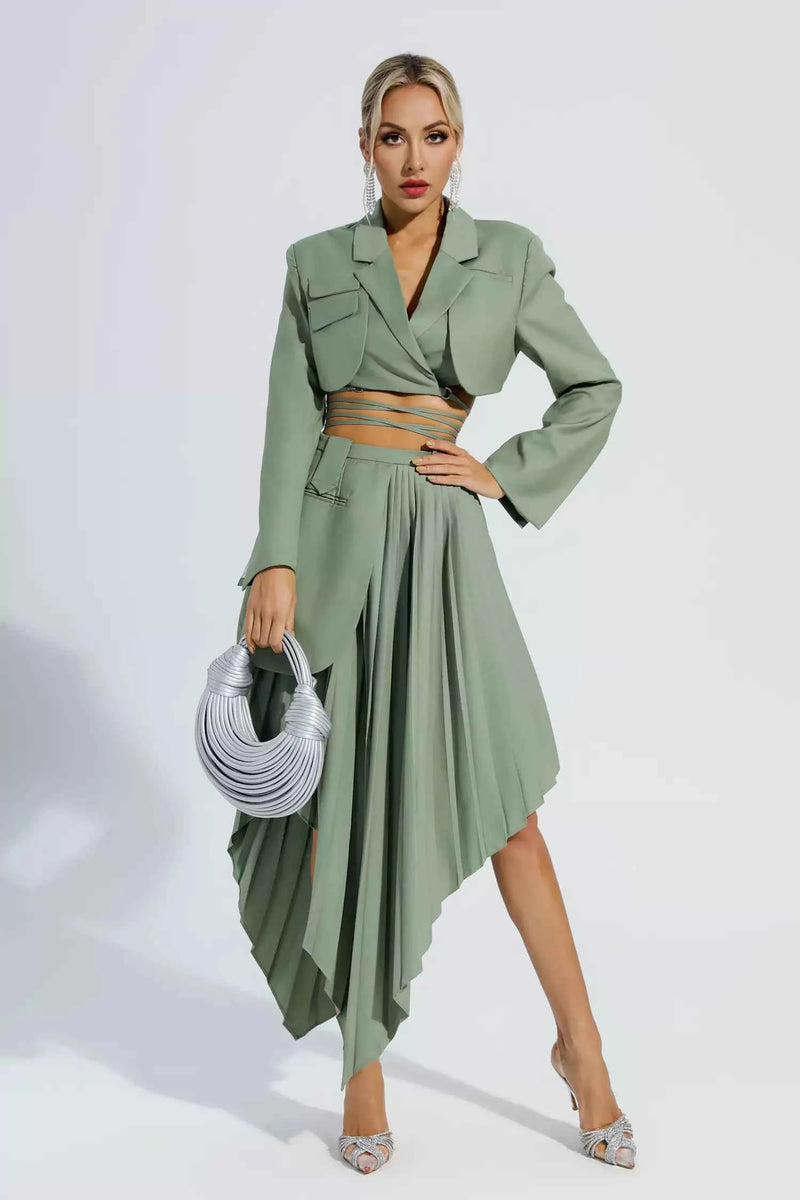Conjunto feminino alfaiataria verde com cropped de amarração e saia assimétrica Le Sud VIEUX OFICIAL