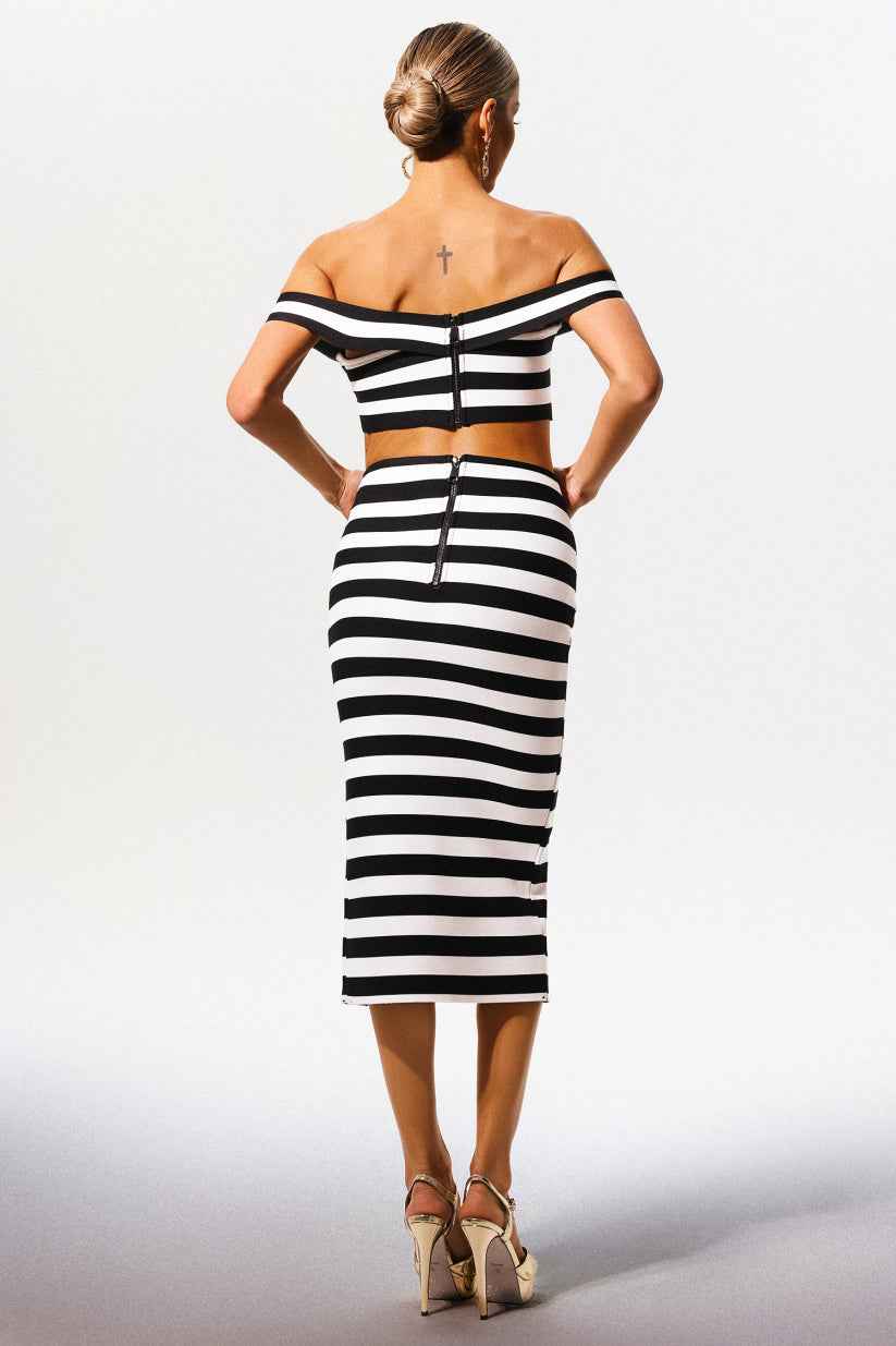 Conjunto Feminino Listrado de Tricô com Cropped Ombro a Ombro e Saia Lápis com Fenda e Botões Dourados – Gourmand VIEUX OFICIAL