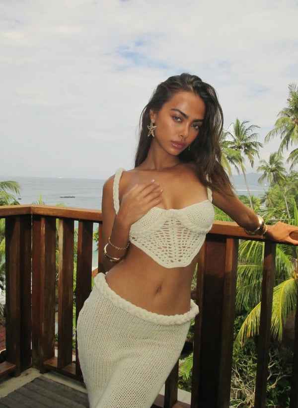 Conjunto de crochê e tricô com cós trançado top e saia longa branco Thalassa VIEUX OFICIAL