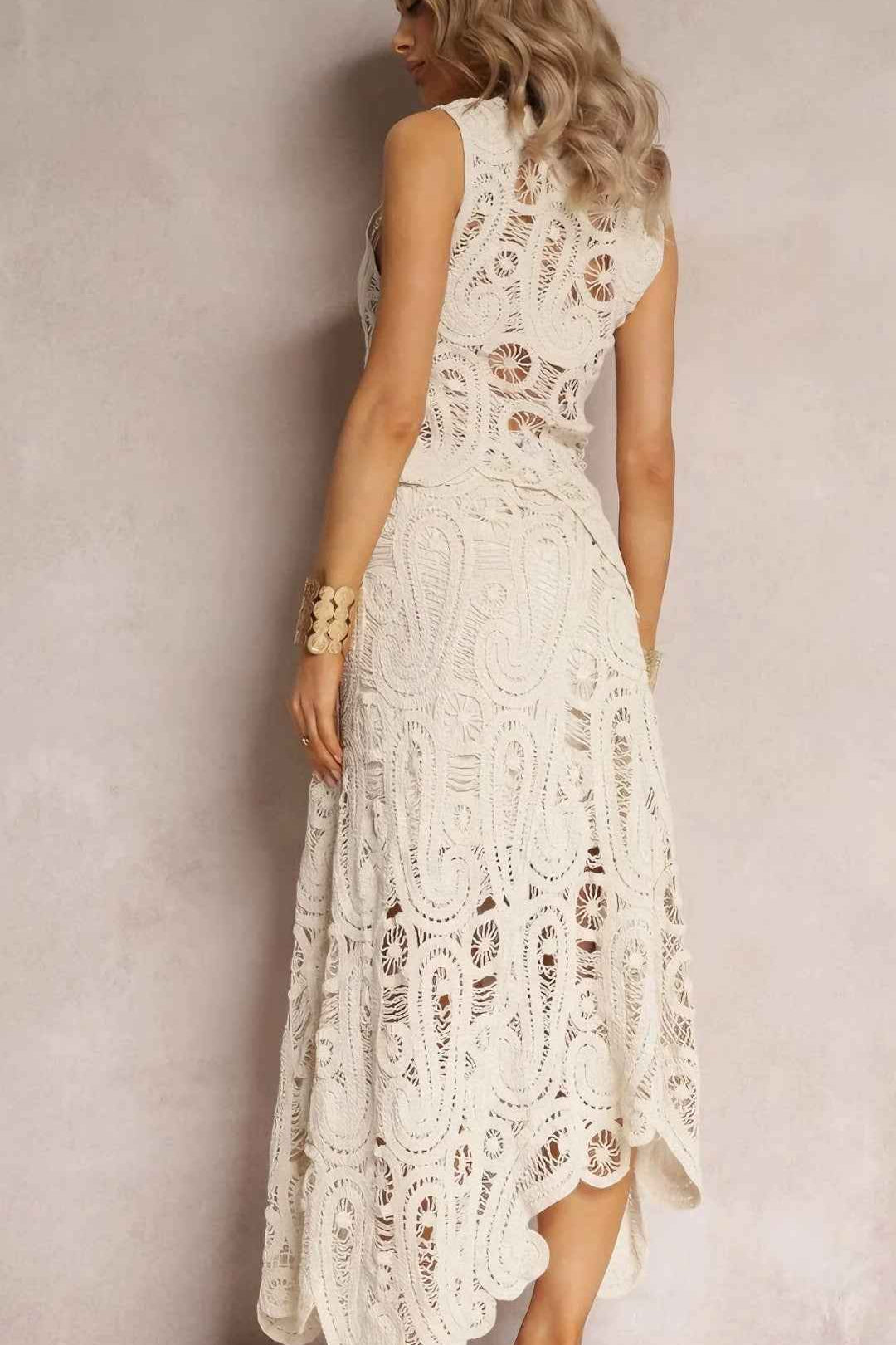Conjunto Feminino de Renda com Cropped Vazado e Saia Assimétrica – Raymond - VIEUX OFICIAL