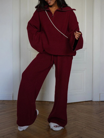 Conjunto feminino de tricô canelado com blusão oversized de gola zíper e calça pantalona vinho Cour VIEUX OFICIAL