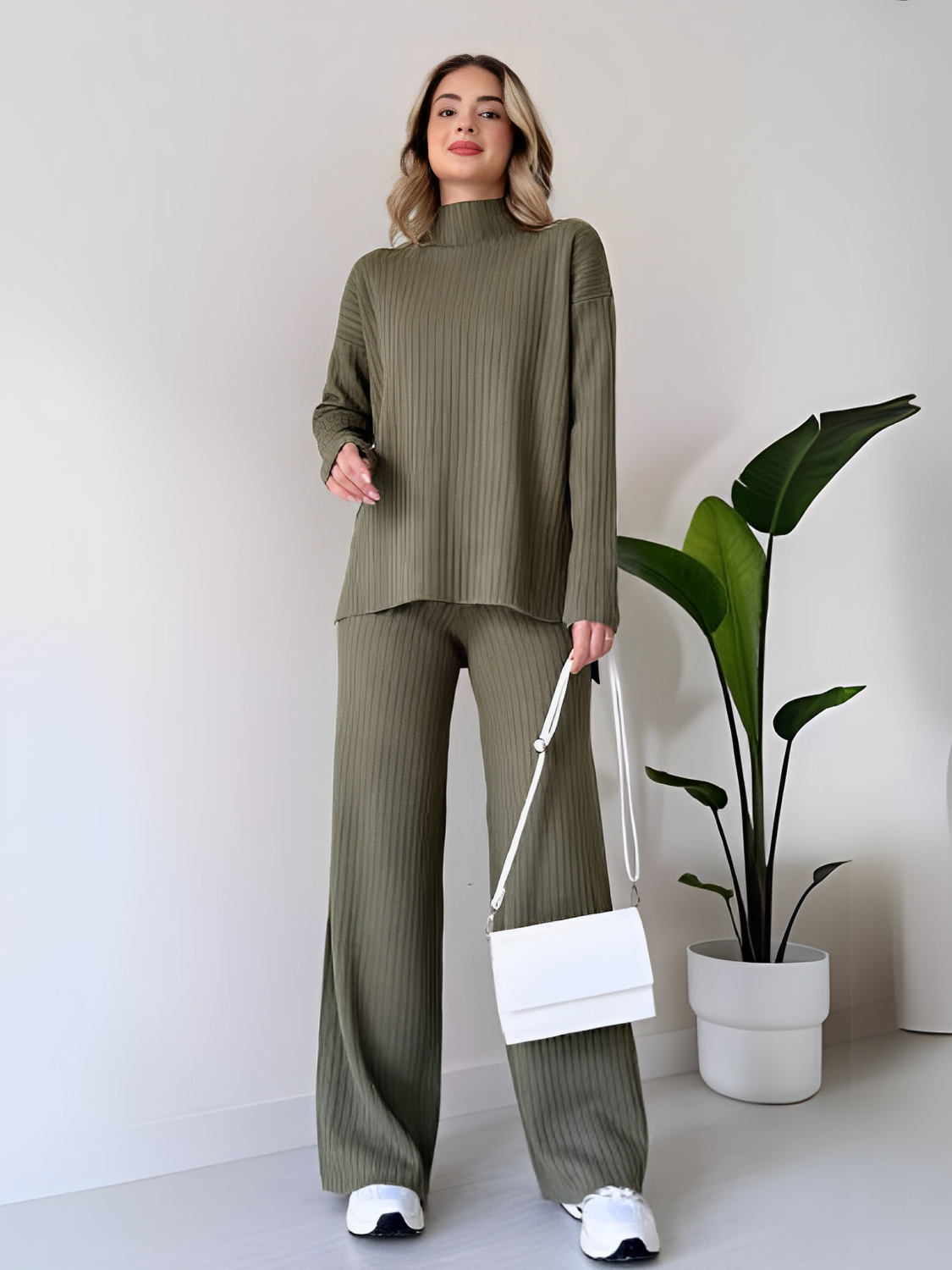 Conjunto Feminino em Malha Canelada Pantalona e Blusa Gola Alta – Zênite VIEUX OFICIAL