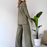 Conjunto Feminino em Malha Canelada Pantalona e Blusa Gola Alta – Zênite VIEUX OFICIAL
