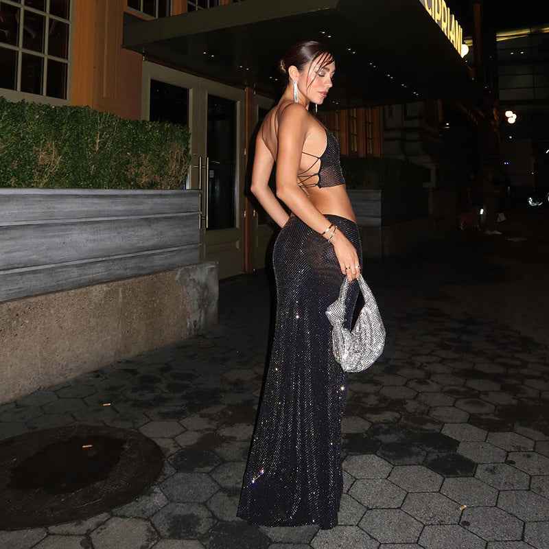 Conjunto feminino preto com strass brilhante amarração nas costas e saia longa transparente Haut Côte VIEUX OFICIAL