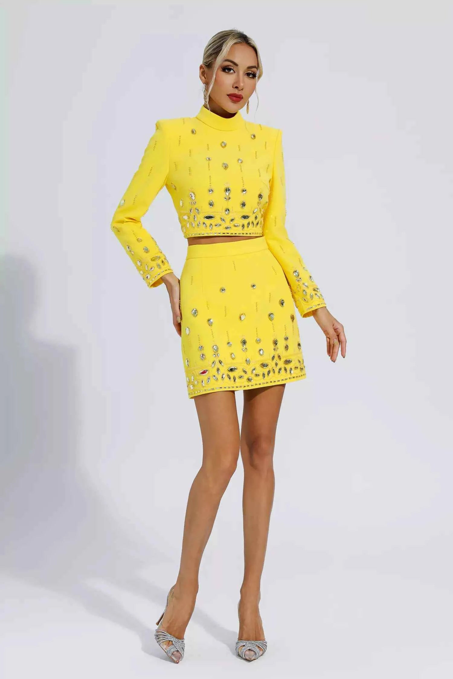 Conjunto com Pedrarias em Cristal e Cropped de Manga Longa – Cecelia VIEUX OFICIAL