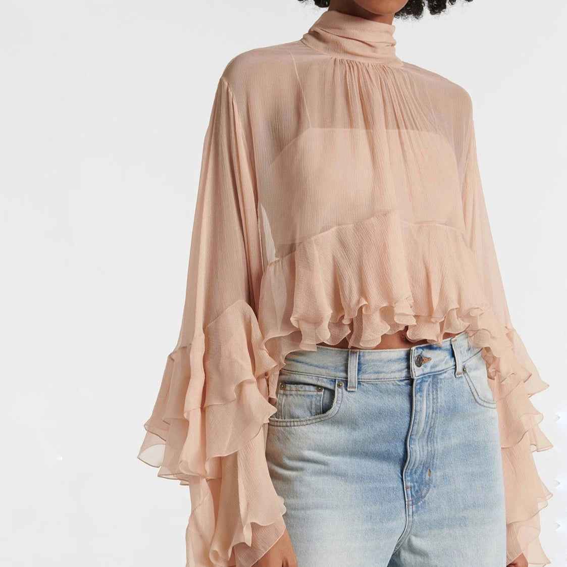 Blusa Feminina Transparente Gola Alta com Mangas Cascata de Babados – Nuvola