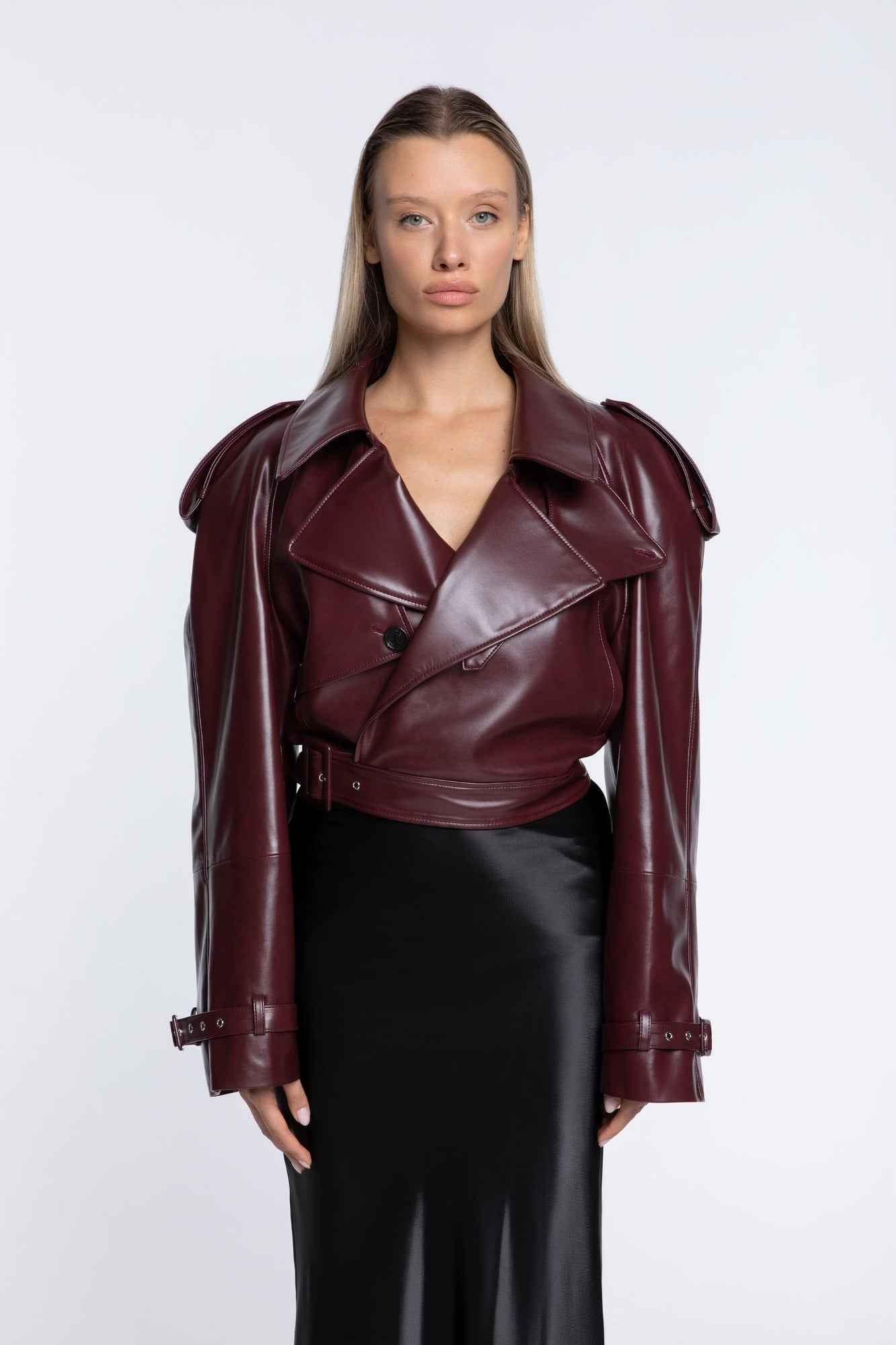 Jaqueta de Couro Feminina Cropped Estilo Biker com Cinto – Giulia