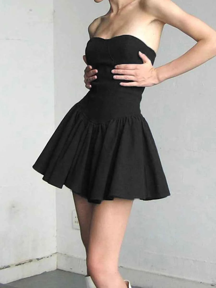 Vestido Curto Tomara que Caia com Corpete Estruturado e Saia Evasê – Merle - VIEUX OFICIAL