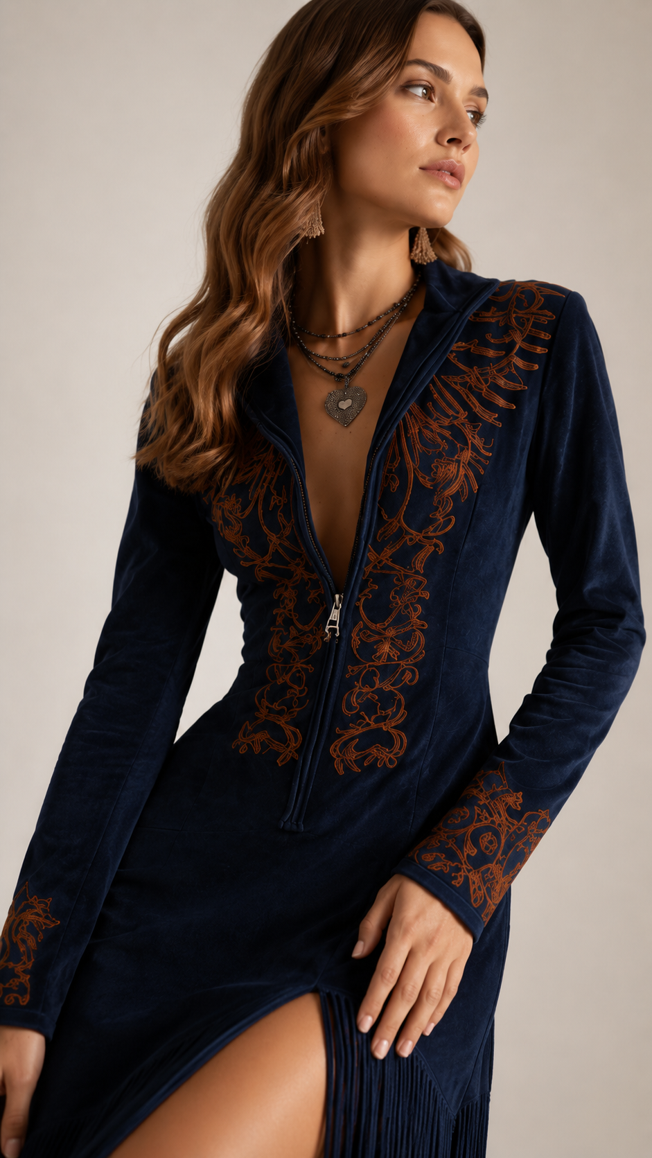 Vestido Longo Country Feminino com Franjas, Bordado Western e Manga Longa – Maison Sauvage - VIEUX OFICIAL