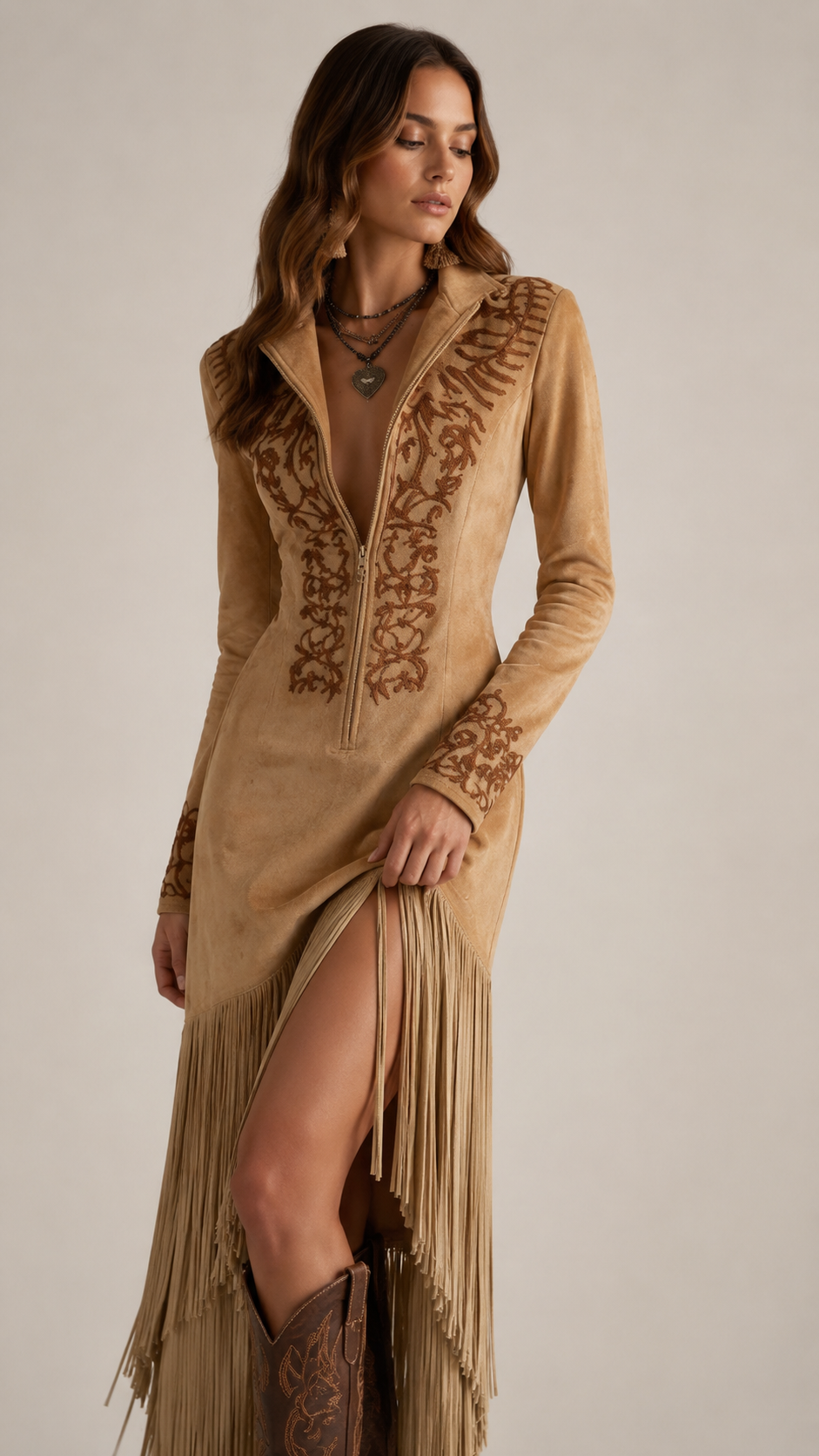 Vestido Longo Country Feminino com Franjas, Bordado Western e Manga Longa – Maison Sauvage - VIEUX OFICIAL