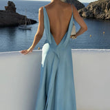 Vestido Longo de Cetim com Decote Degagê e Alças Finas Azul Serenity – Océane