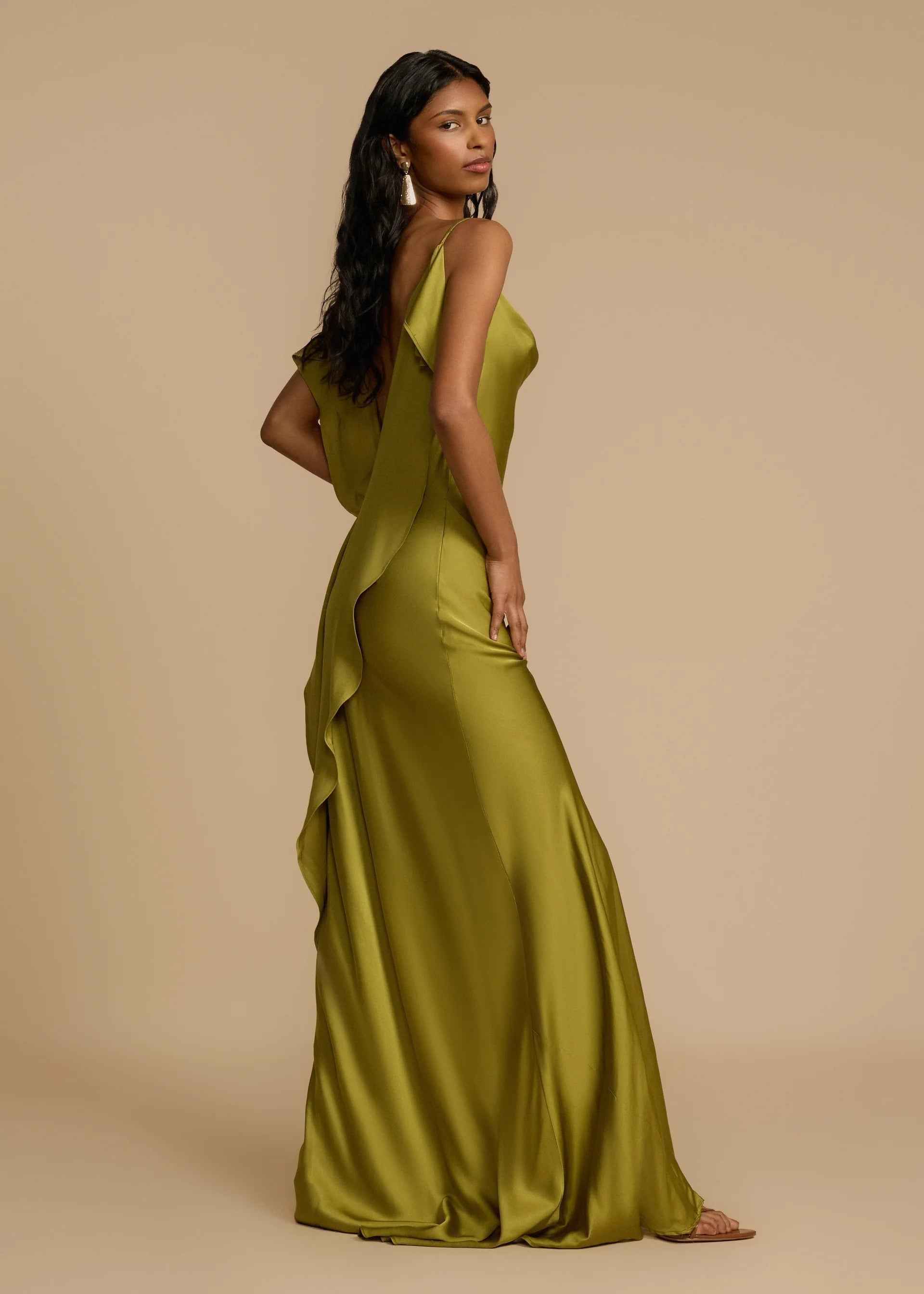 Vestido Longo de Festa em Cetim com Fenda Lateral e Decote Drapeado Feminino – VIENE - VIEUX OFICIAL