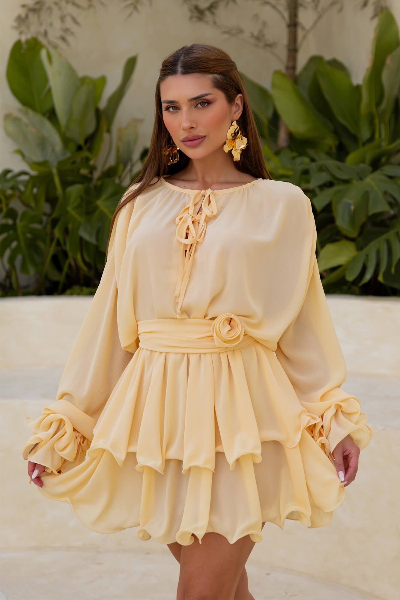 Vestido Curto Fluido com Babados e Manga Bufante – Rêverie VIEUX OFICIAL