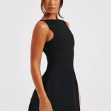 Vestido Curto Godê Preto com Decote Reto e Estrutura de Alta Costura – Aubusson VIEUX OFICIAL