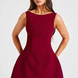 Vestido Curto Godê Preto com Decote Reto e Estrutura de Alta Costura – Aubusson VIEUX OFICIAL