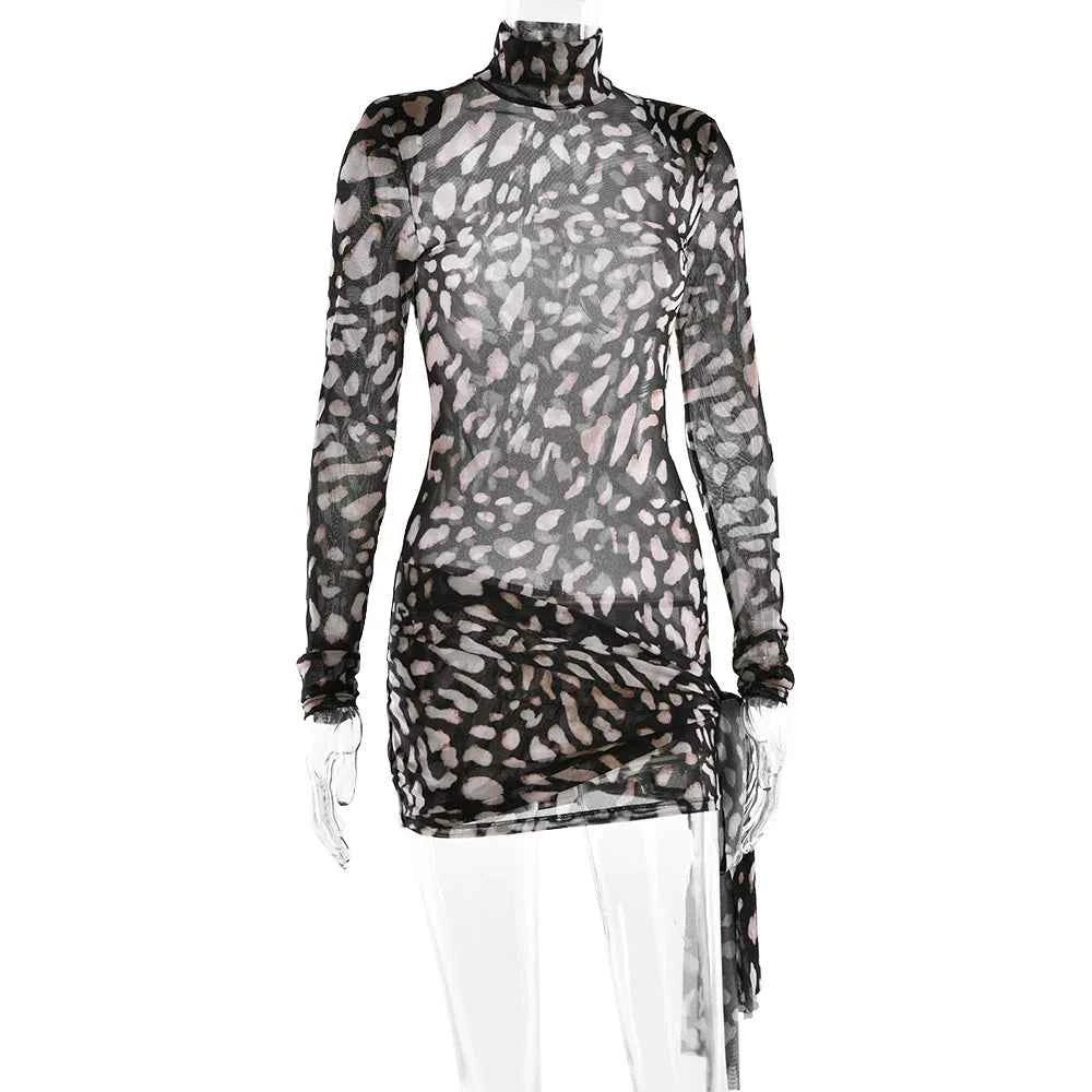 Vestido Curto Justo de Tule Animal Print com Drapeado Assimétrico e Gola Alta – Morell VIEUX OFICIAL