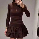 Vestido Curto Manga Longa com Saia de Babados em Camadas e Decote nas Costas – Ponce VIEUX OFICIAL