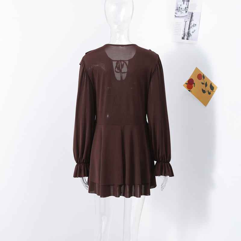 Vestido Curto Preto com Babados em Camadas e Mangas Bufantes – Folie VIEUX OFICIAL
