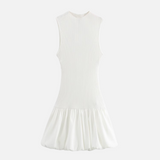Vestido Curto Sem Manga em Tricot Canelado com Saia Godê de Alfaiataria – Béline VUE=IEUX OFICIAL