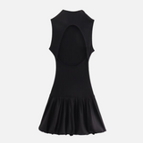 Vestido Curto Sem Manga em Tricot Canelado com Saia Godê de Alfaiataria – Béline VUE=IEUX OFICIAL