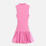 Vestido Curto Sem Manga em Tricot Canelado com Saia Godê de Alfaiataria – Béline VUE=IEUX OFICIAL