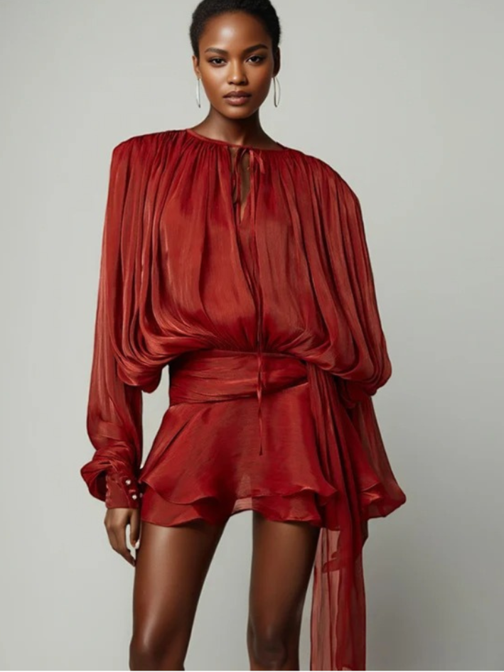 Vestido Curto com Mangas Poeta Volumosas, Corpo Drapeado e Saia Envelope – Stella VIEUX OFICIAL