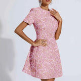 Vestido Curto de Festa em Jacquard Floral com Brilho e Ombros Estruturados – Astrid VIEUX OFICIAL