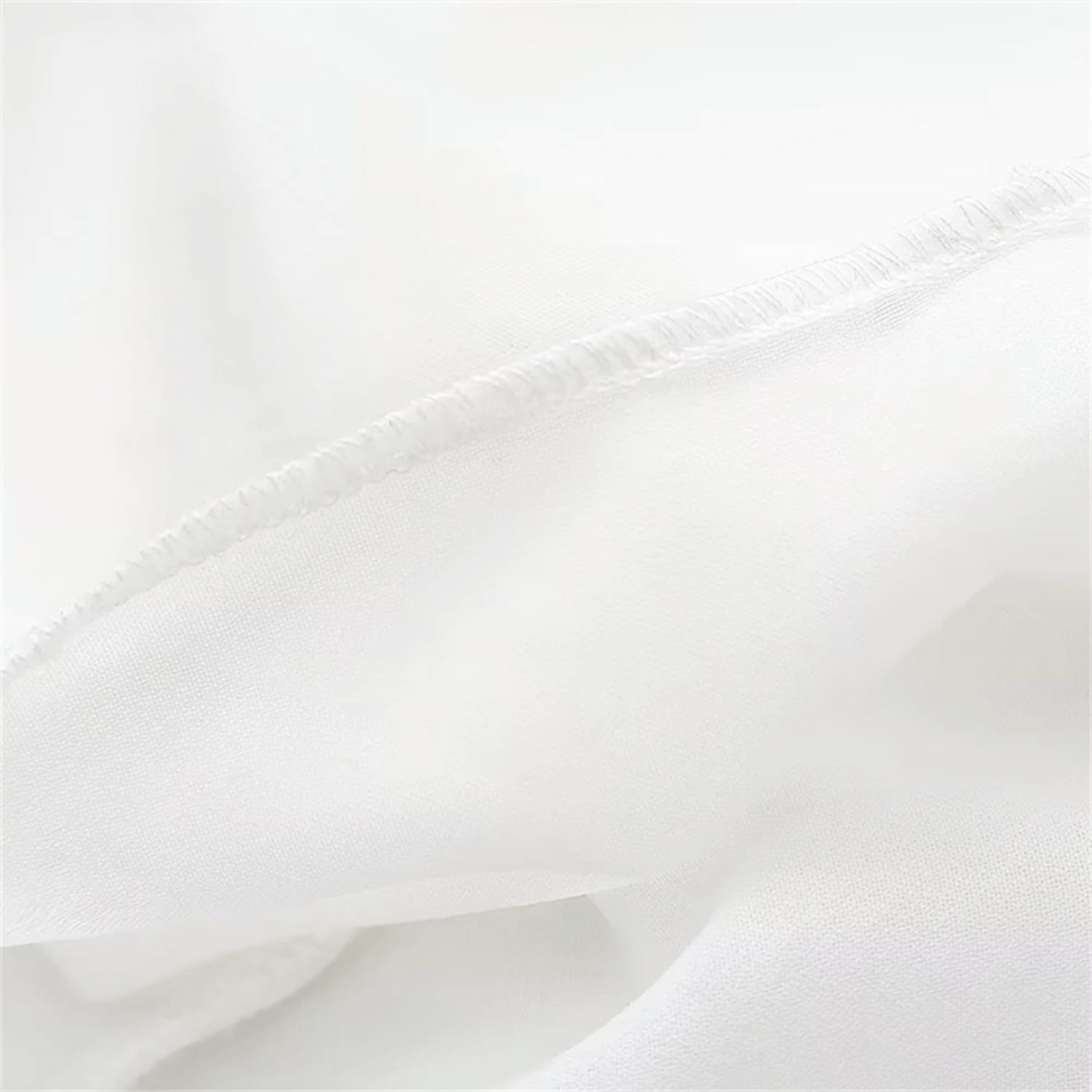 Vestido Longo Branco com Franjas e Corrente Dourada no Decote – Ferre - VIEUX OFICIAL